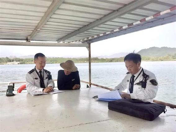 潮州海事部門開展涉客渡船“全面體檢”，守護群眾“五一”出行安全